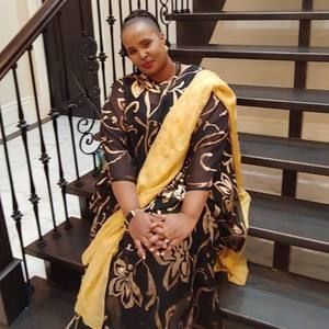 Meet your Posher, Amina